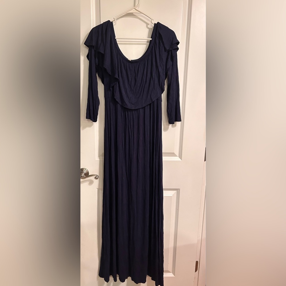 Women’s maternity maxi dress